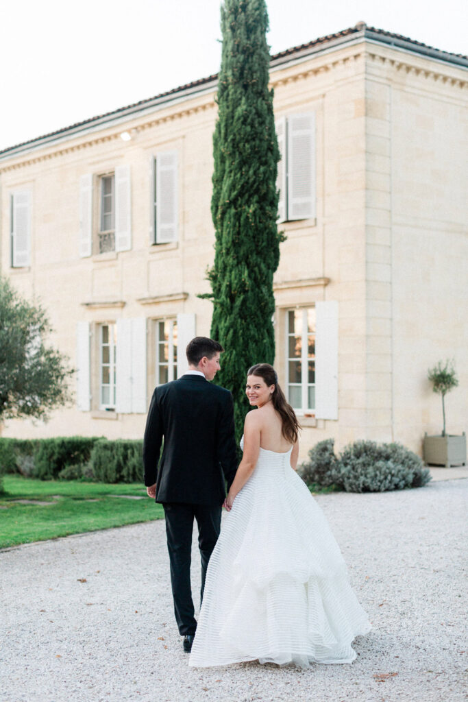 Lauren & Richie’s romantic stroll past the elegant French château