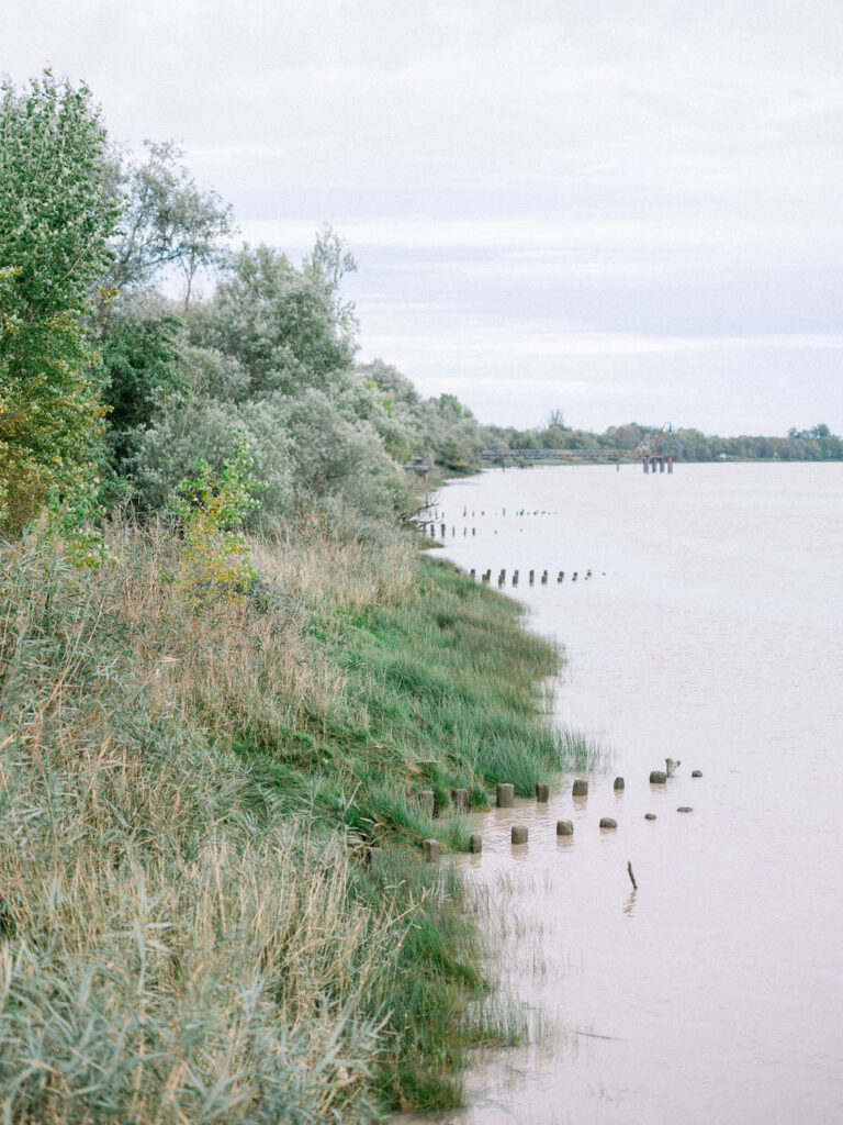 Peaceful view of Garonne River near the venue’s wedding ceremony site